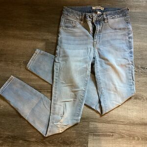 Refuge Light Blue Skinny Jeans